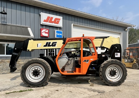 New Skytrak Telehandler For Sale In Wisconsin Mj Equipment